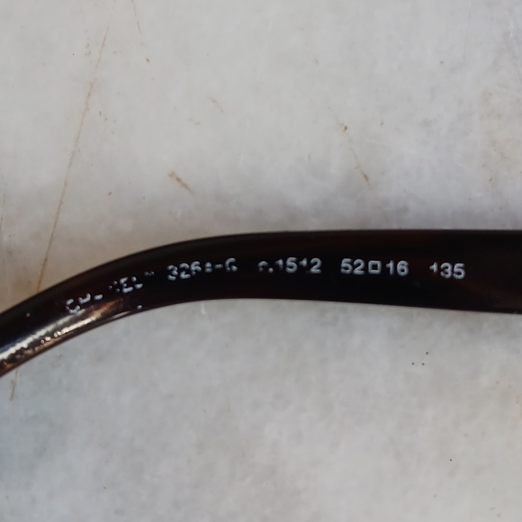 Chanel Frame+ Chanel Leather Case - Picture 9 of 14